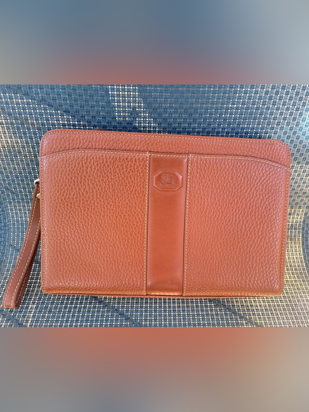 Burberrys of London Vintage Leather Wristlet Clutch Nova Check Equestrian Knight